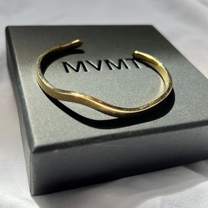 MVMT WAVE CUFF - GOLD